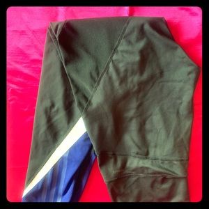 ADIDAS Athletic Leggings 🤍